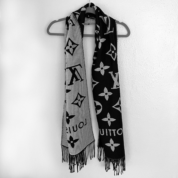 Louis Vuitton Cashmere Scarf Black 70x19 - Picture 5 of 8